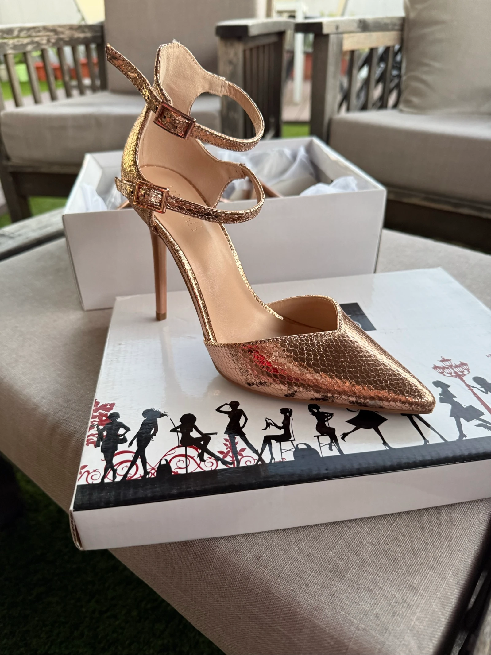 Tacones dorados efecto serpiente Lora Ferres talla 36 – photo 5